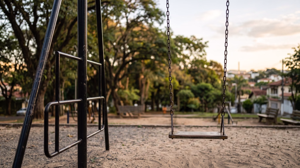 Dados do Anuário da Segurança Pública acendem alerta para a violência contra crianças e adolescentes — Imagem produzida com auxílio de IA